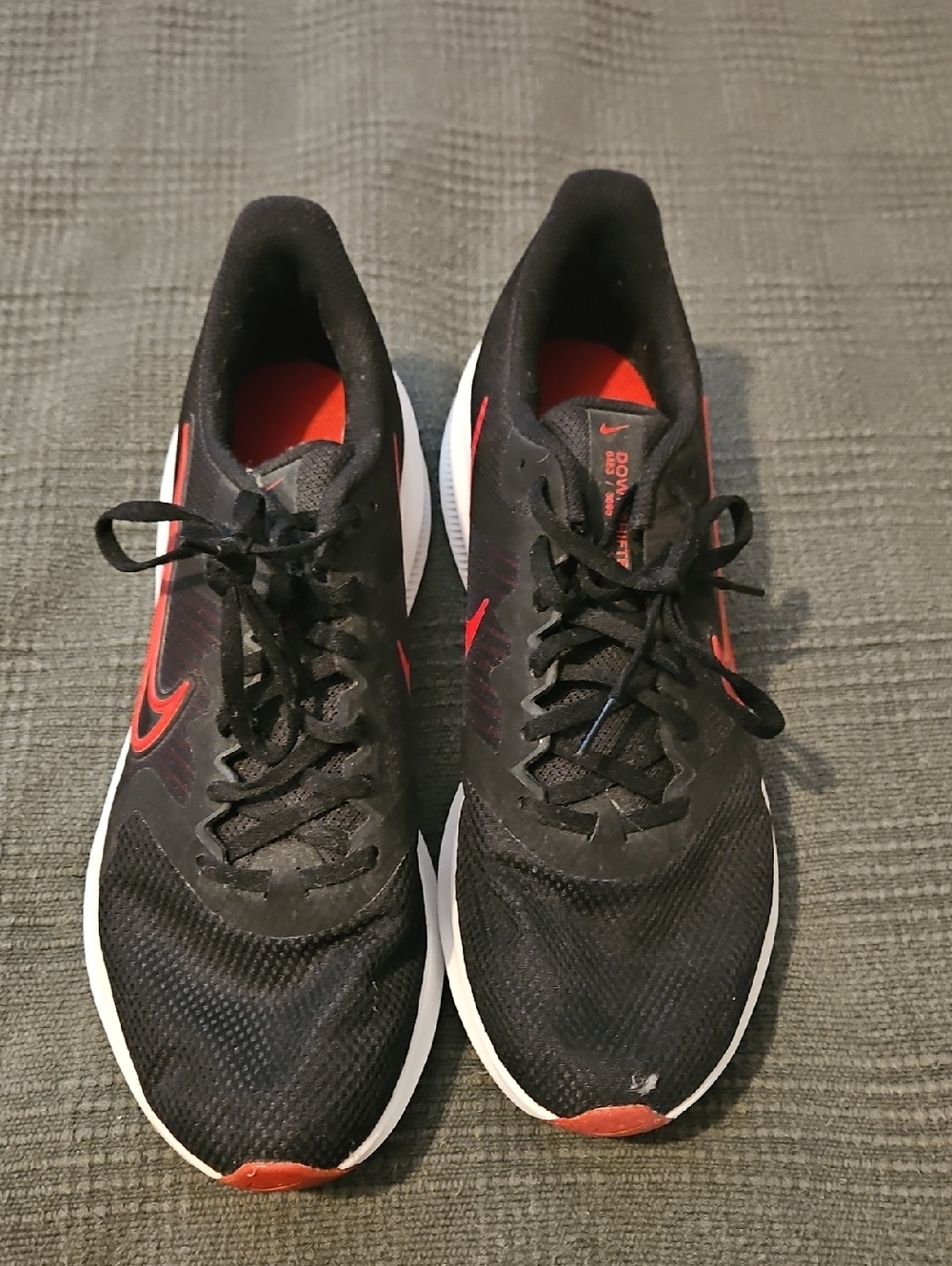Nike Mens Size 12 Downshifter Red Black